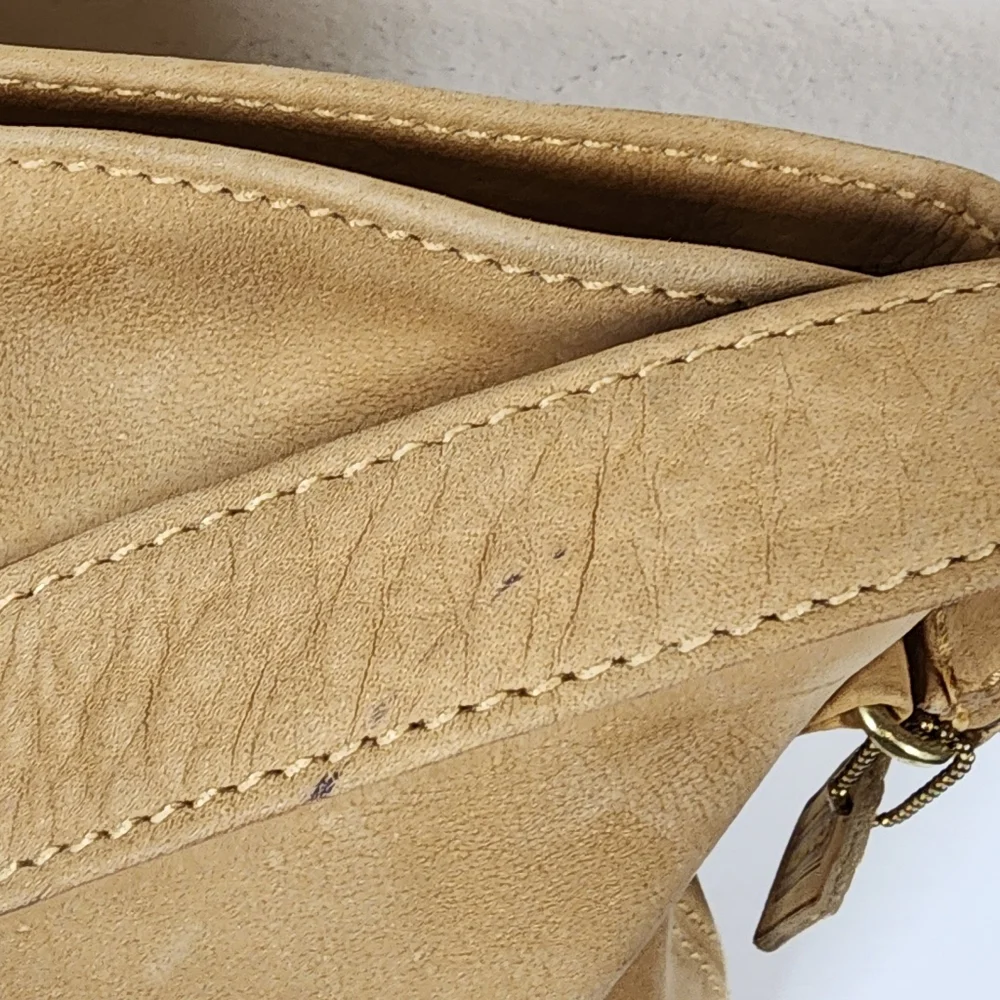 Vintage Coach Small Bucket Zip In Nubuc #4933 - Picture 4 of 17